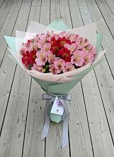 Букет цветов из:  Альстромерии в Анапской