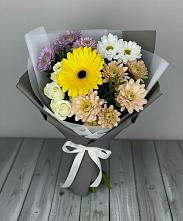 Букет цветов из:  Розы, Герберы и Хризантемы в Анапской