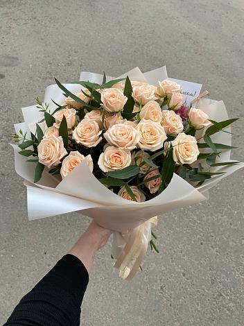 Букет Кремовые розы Латте в Анапской