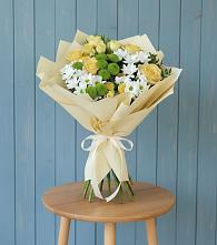 Букет цветов из:  Хризантемы и Розы в Анапской